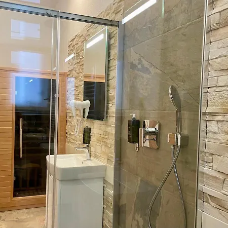 Apartamento Kollár So Saunou *