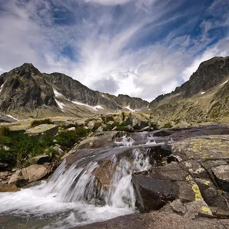 Apartment Mountain View Apartments With Sauna & Free Parking