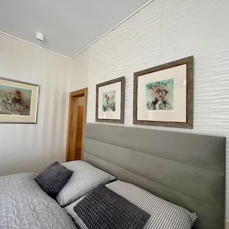 Mountain View Apartments With Sauna & Free Parking