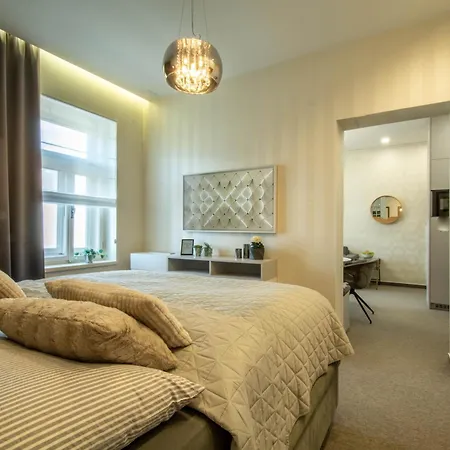 Kollár So Saunou Apartamento *